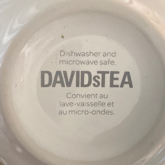 DAVIDsTEA Nordic mug with lid. *retired design* Surfboards & sharks - Picture 16 of 16